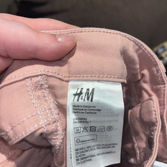 NWOT H&M jeans - Picture 5 of 5
